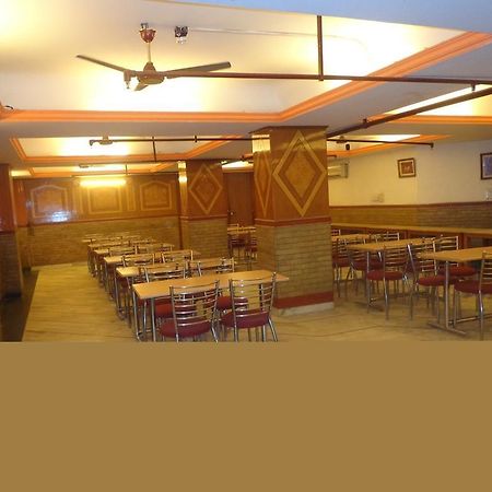 Metro City Delhi  Eksteriør bilde